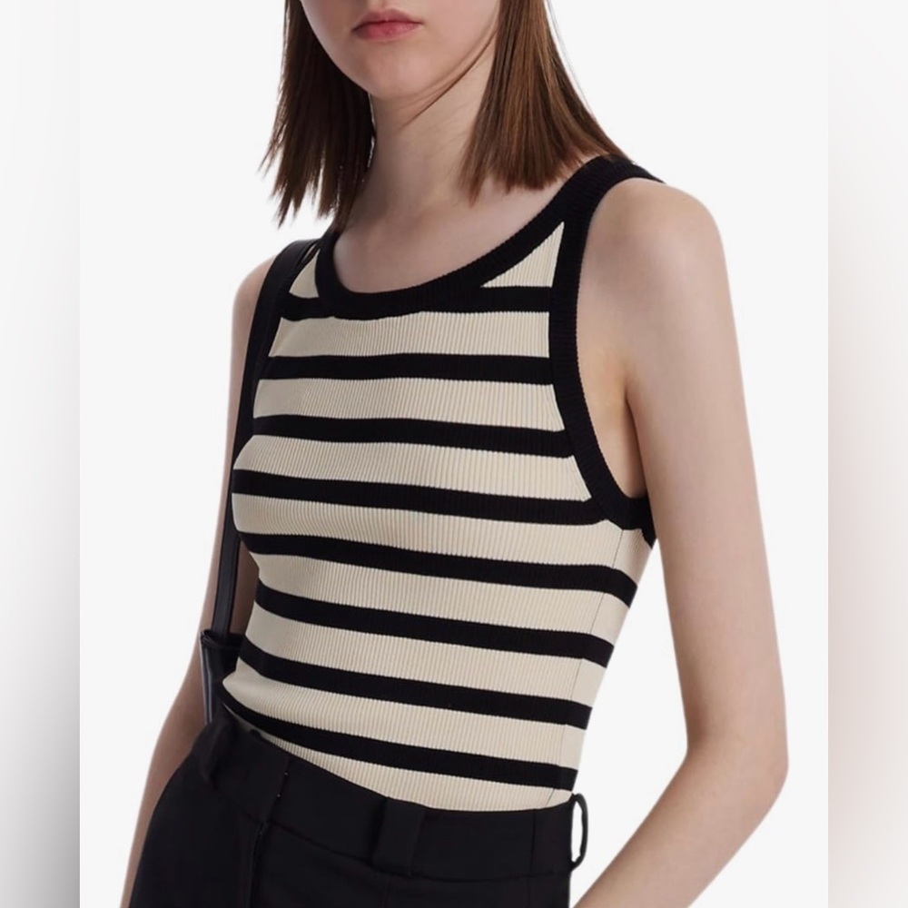 GOELIA Striped Crew Neck Ribbed Knit Basic Cami Halter Top